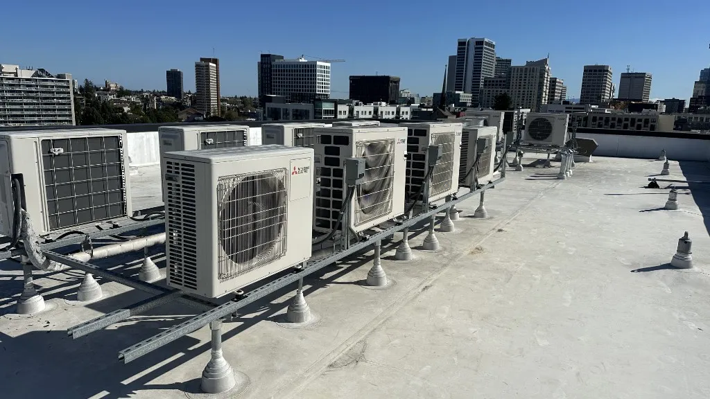 Existing commercial rooftop mechanical equipment during a Bay Area HVAC replacement project by 3RDGEN Building Systems